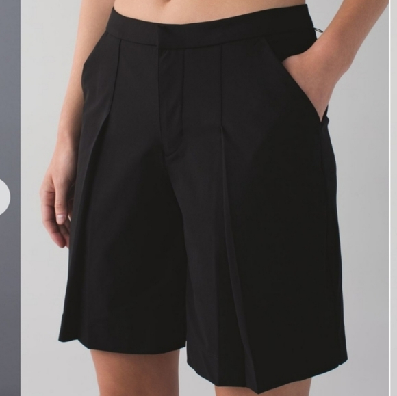 Lululemon Long Story Short Shorts Black Pleat Size 4 NWT - Picture 9 of 10